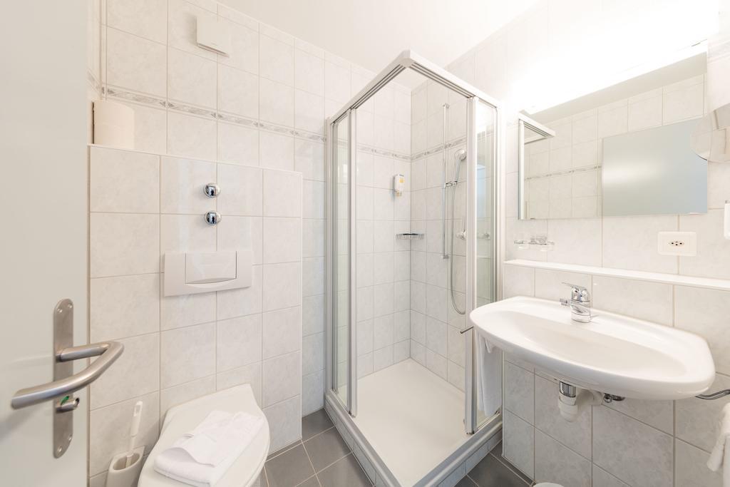 Hoefli Hotel 3*